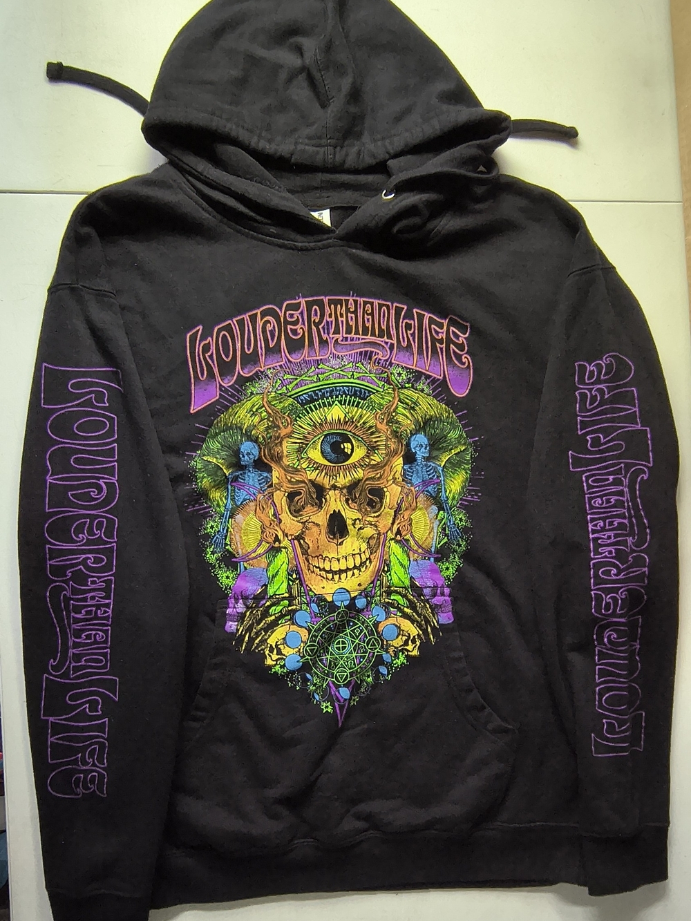 Black 2022 Louder Than Life Tour Hoodie Size L